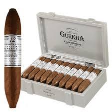 Gurkha C.R.12 y.Solara Dbl.Robusto#9